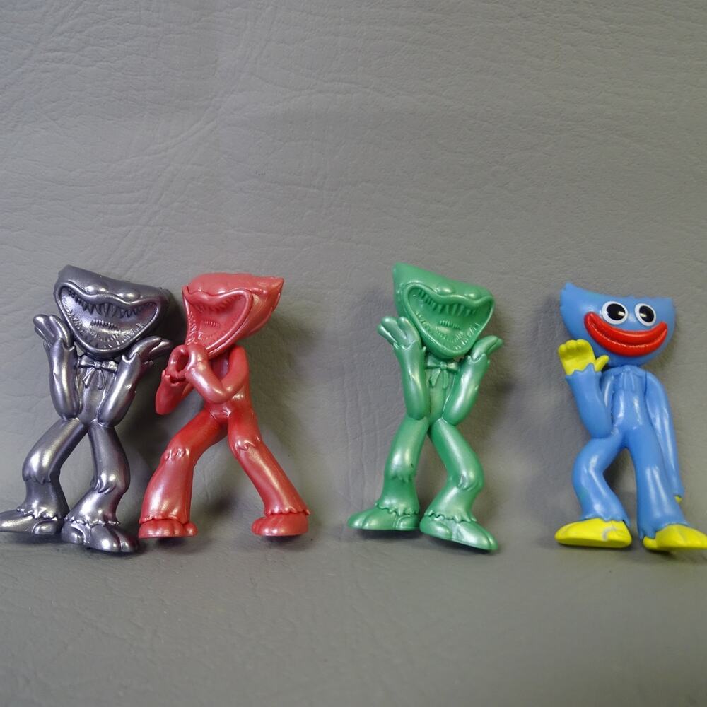 Poppy Playtime Miniature Mini Figs Huggy Wuggy Metallic Gray Green Pink Smiling